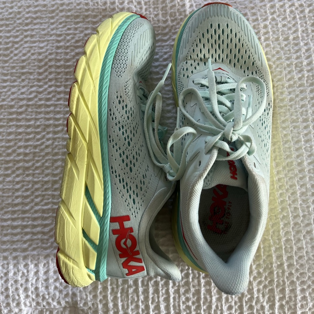 Hoka Clifton 7s